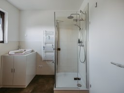 Badezimmer 1